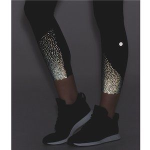 Lululemon Tight Stuff Tight II 25" / Size 4 / Black 7/8 Reflective Dots Run